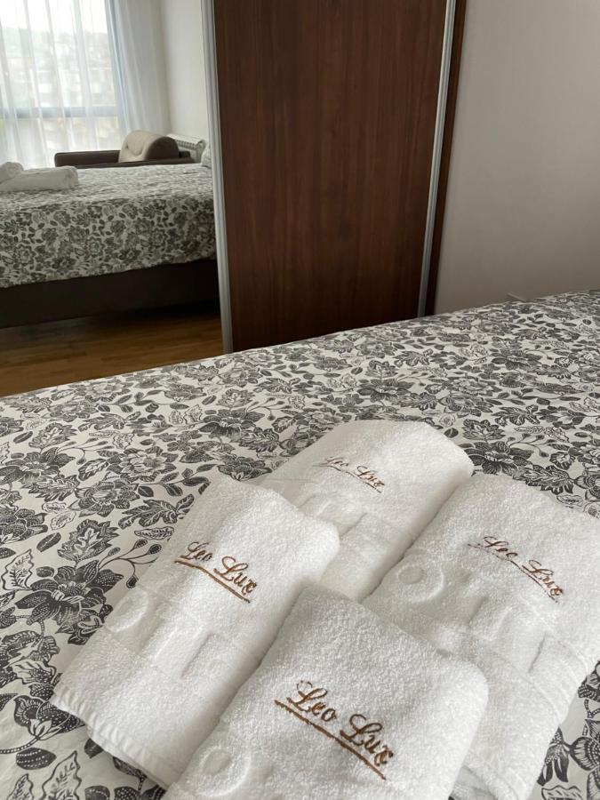 Leo Lux 2 Daire Ni Dış mekan fotoğraf