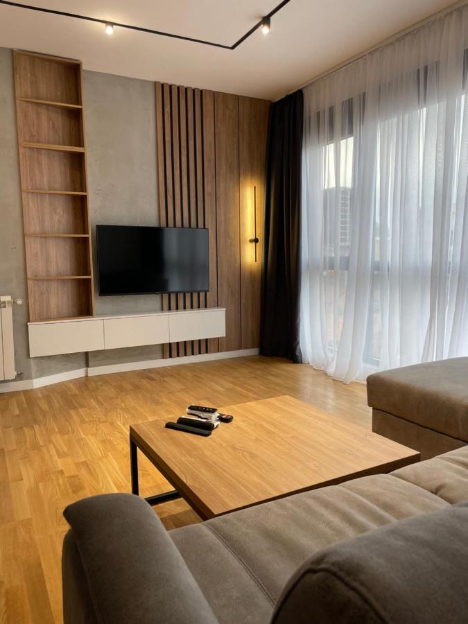 Leo Lux 2 Daire Ni Dış mekan fotoğraf
